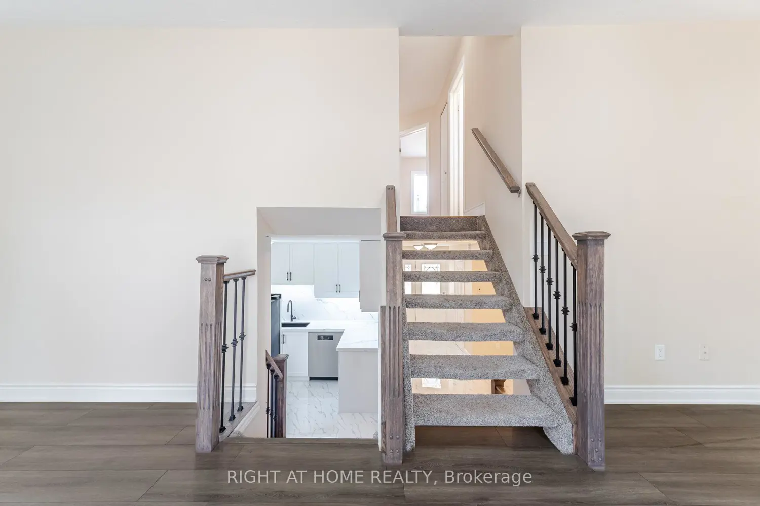 Additional image 9 of 50 Albemarle Street