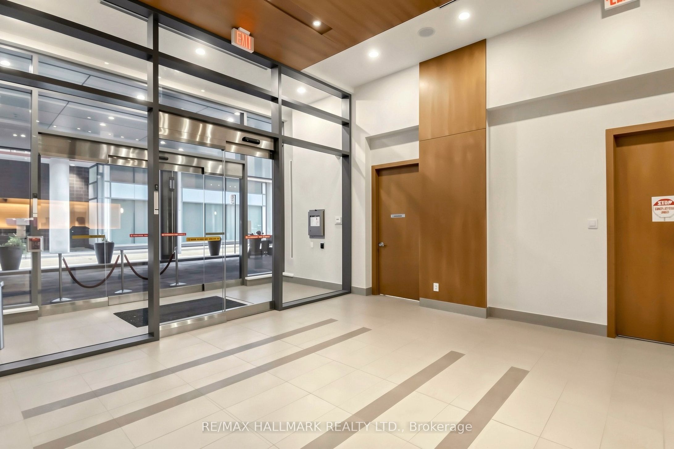 Additional image 5 of 313-295 Adelaide Street W, Toronto, ON, M5V 0L4