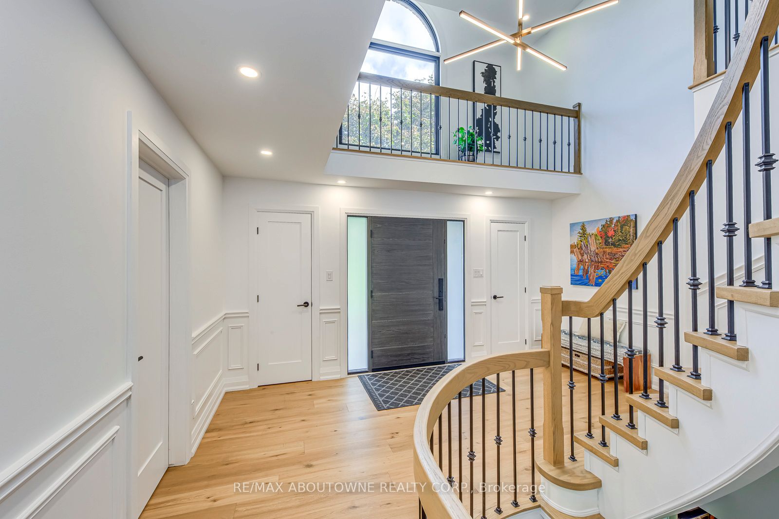 Additional image 4 of 54 Deerview Avenue, Hamilton, ON, L9G 4R8