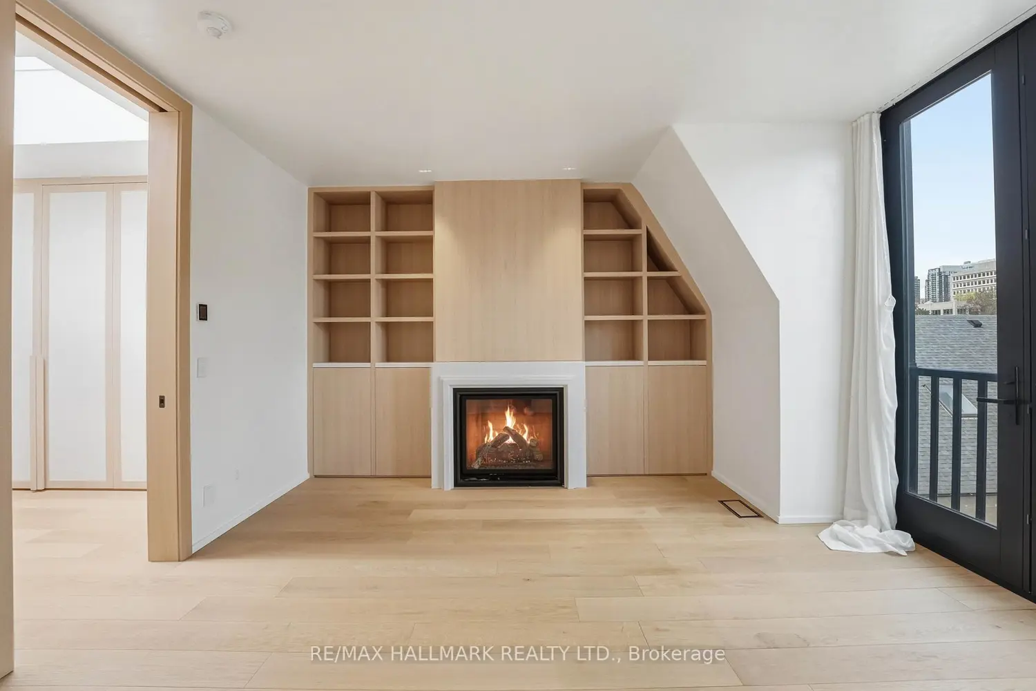 Additional image 4 of 48 Shaftesbury Avenue