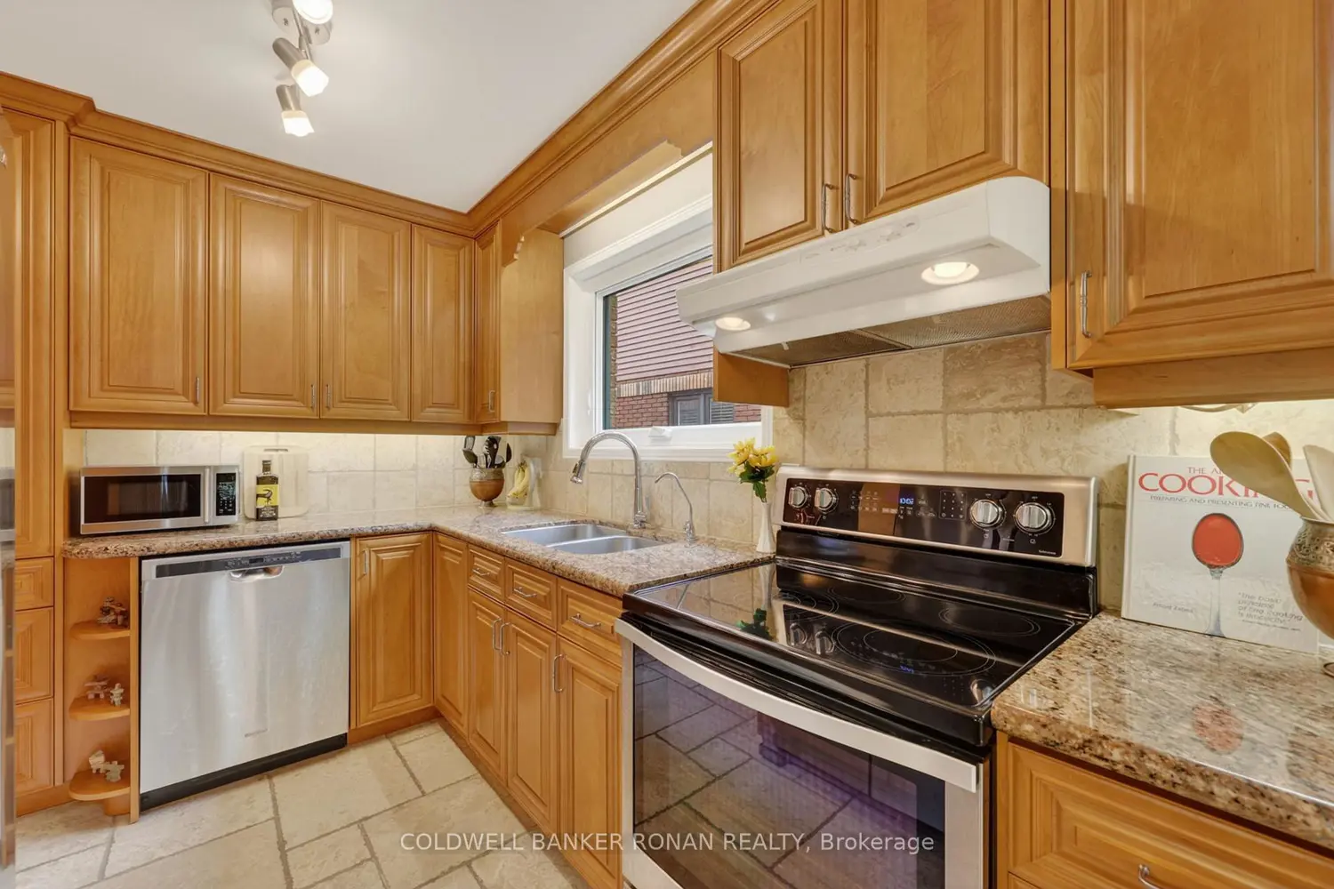 Additional image 8 of 16 Green Briar Road