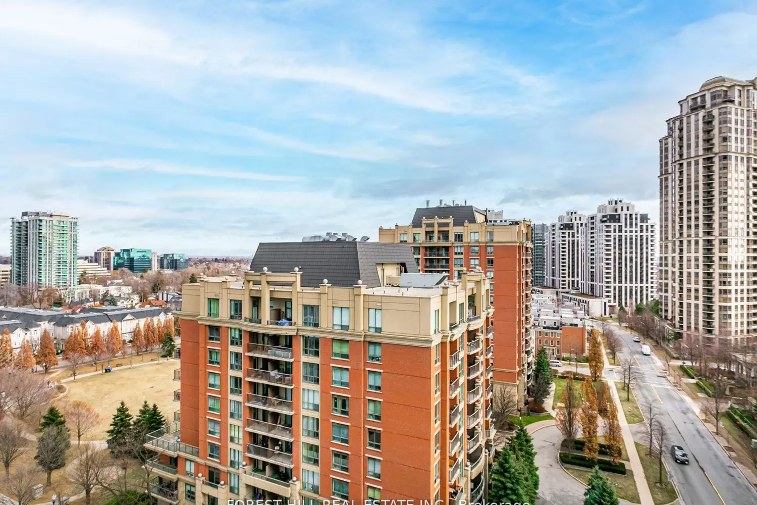 Additional image 16 of 30 Harrison Garden Boulevard 1501