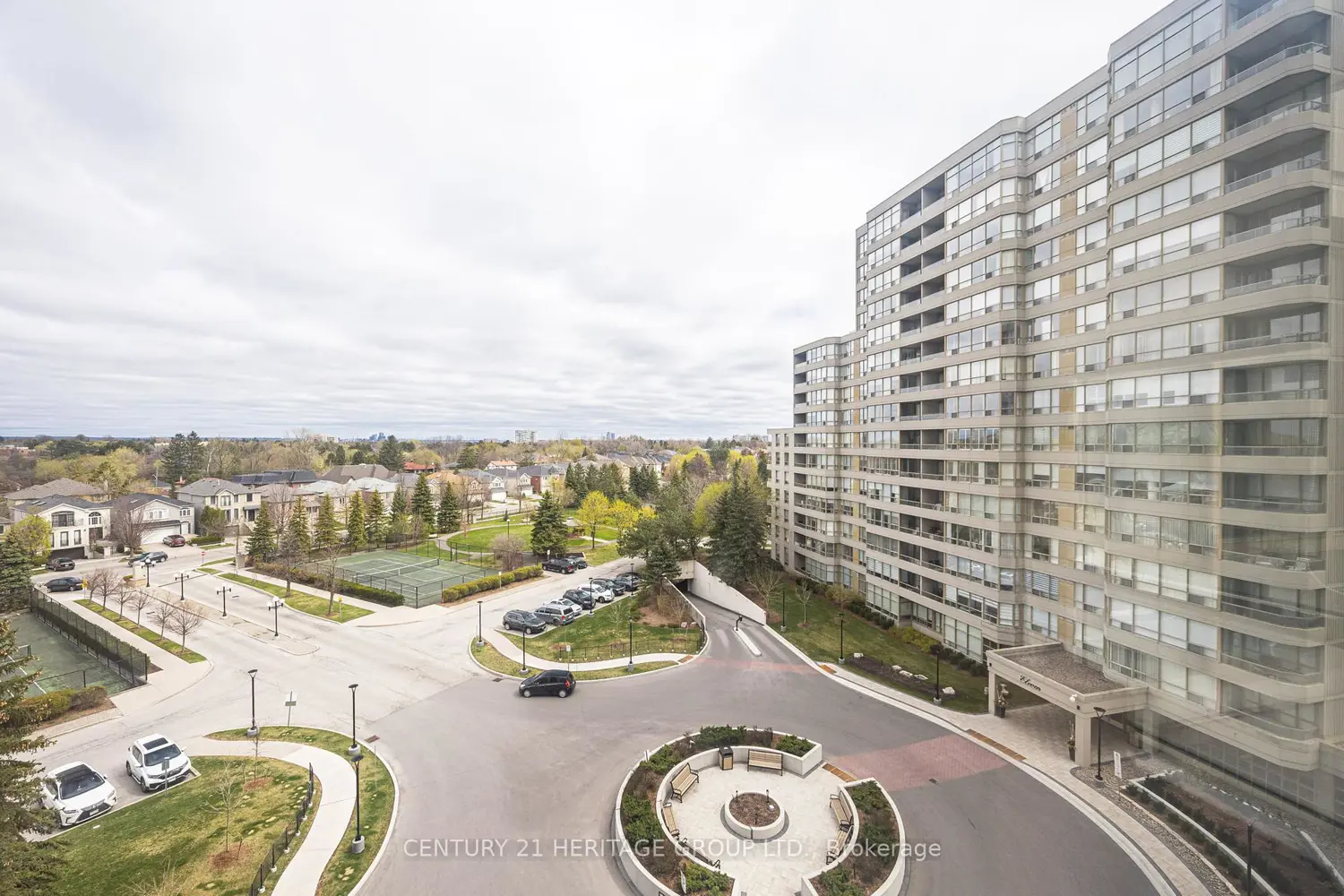 Additional image 10 of 7 Townsgate Drive 707