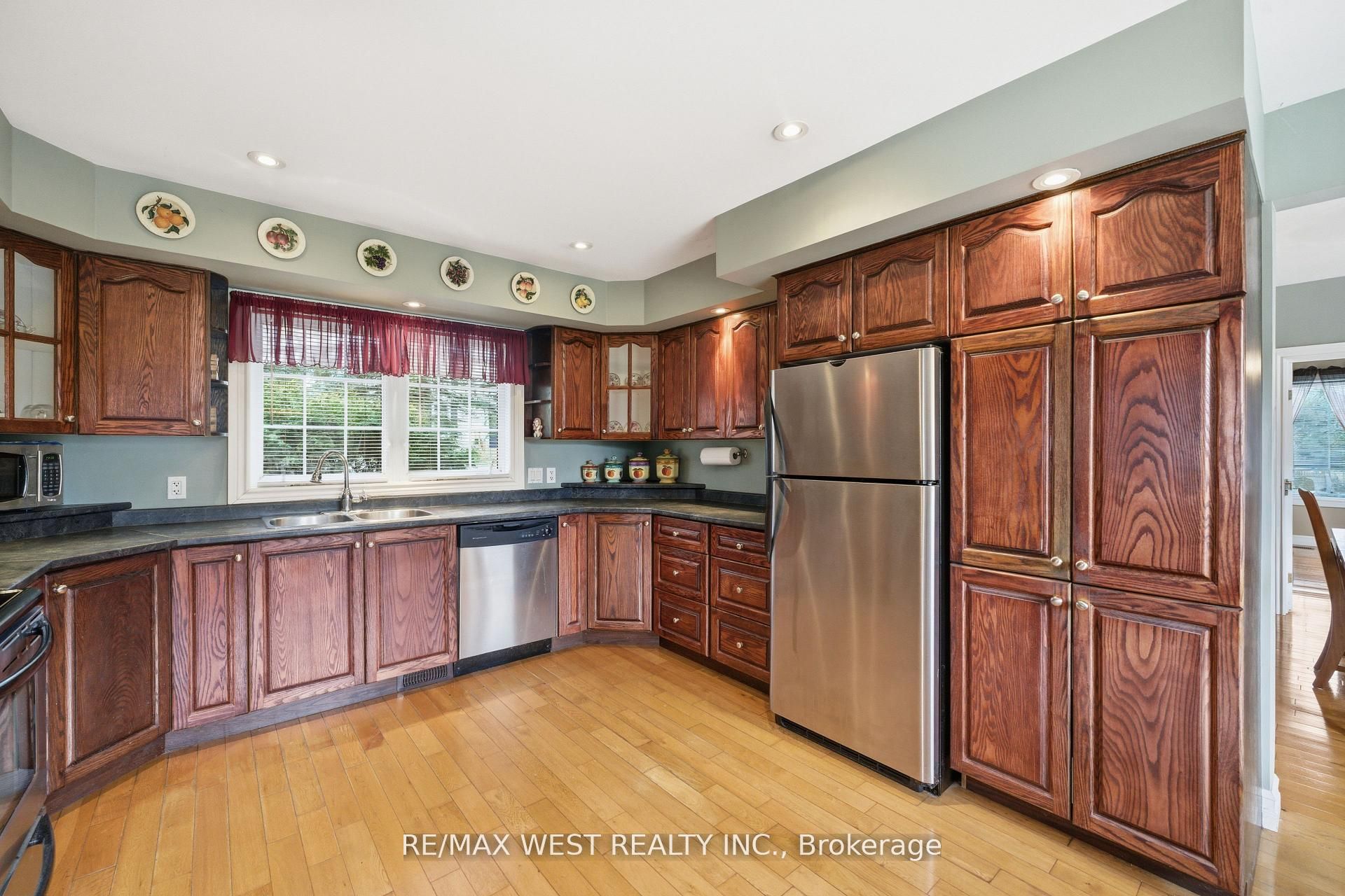 Additional image 4 of 4 Coryell Street, Scugog, ON, L0C 1G0