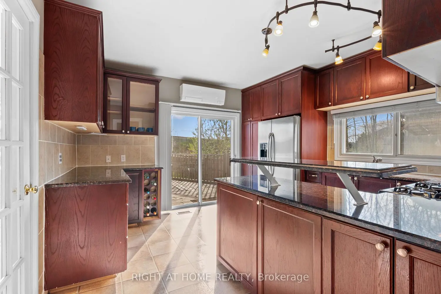 Additional image 4 of 204 Beach Boulevard