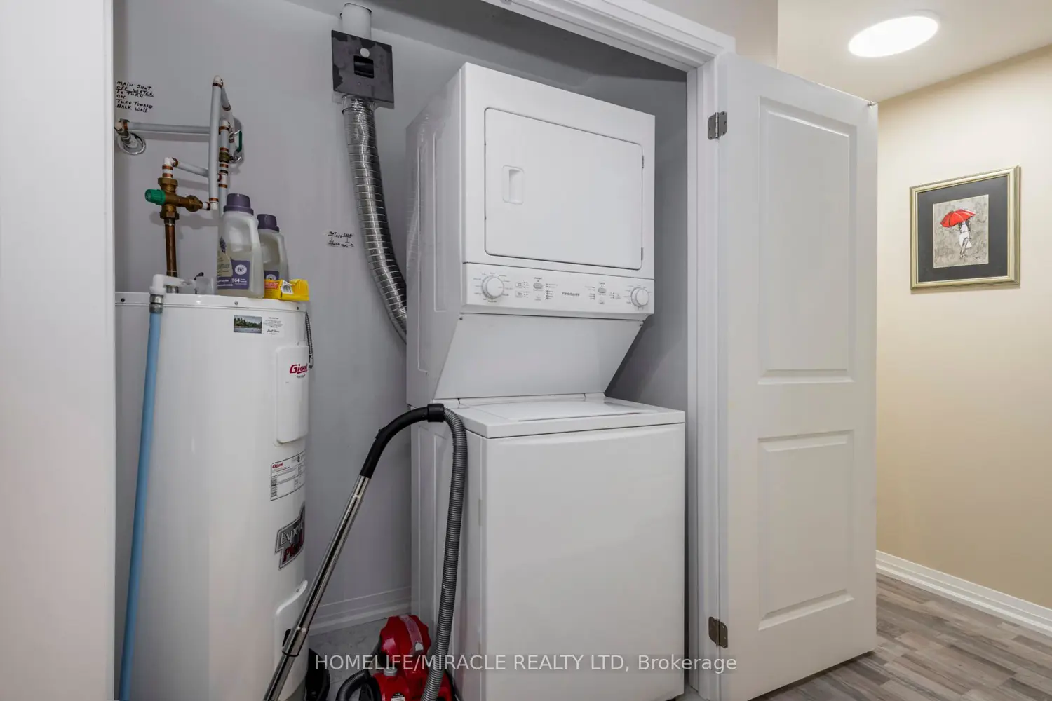 Additional image 3 of 161 Wellington Street 304
