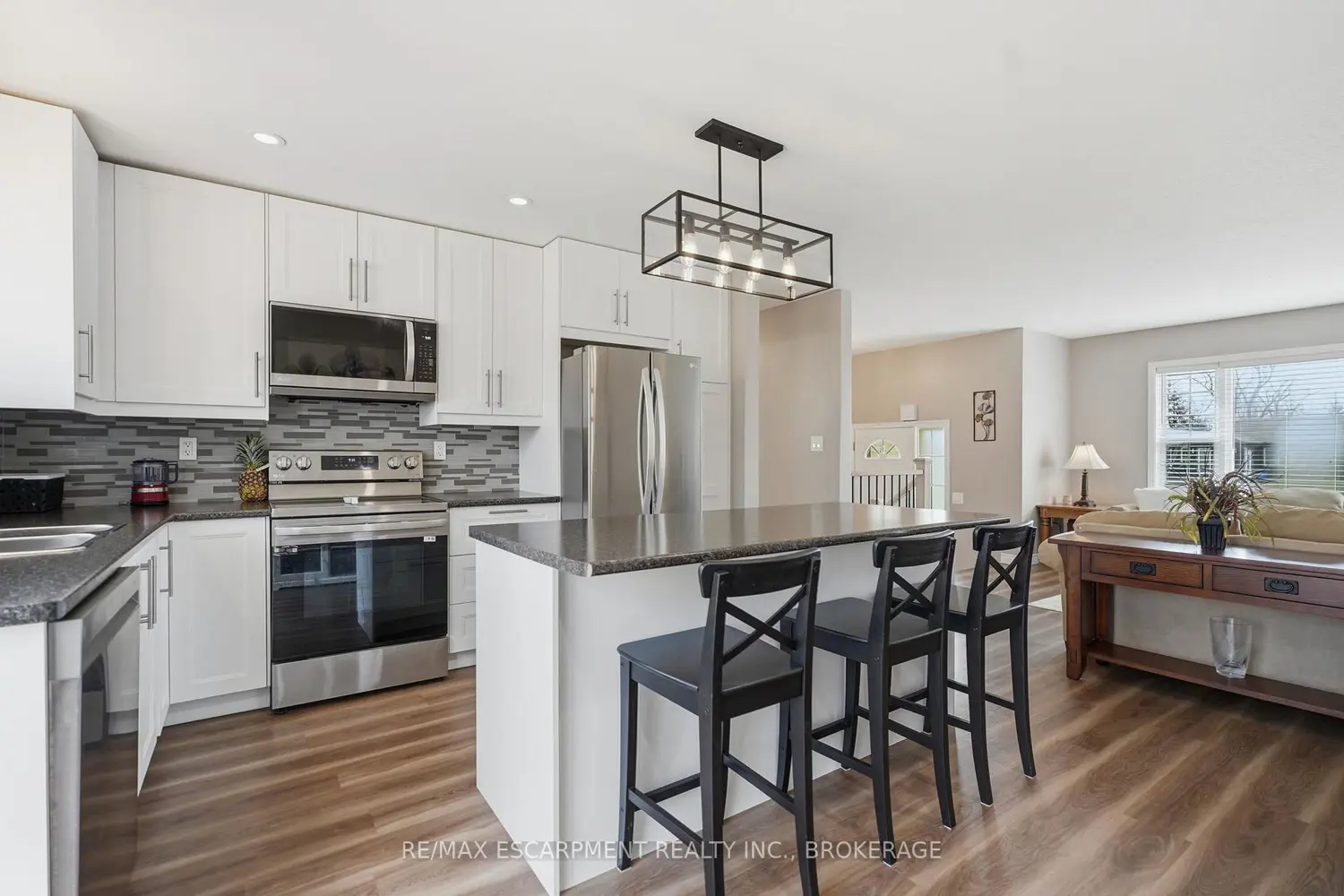 Additional image 8 of 3148 Jewell Avenue