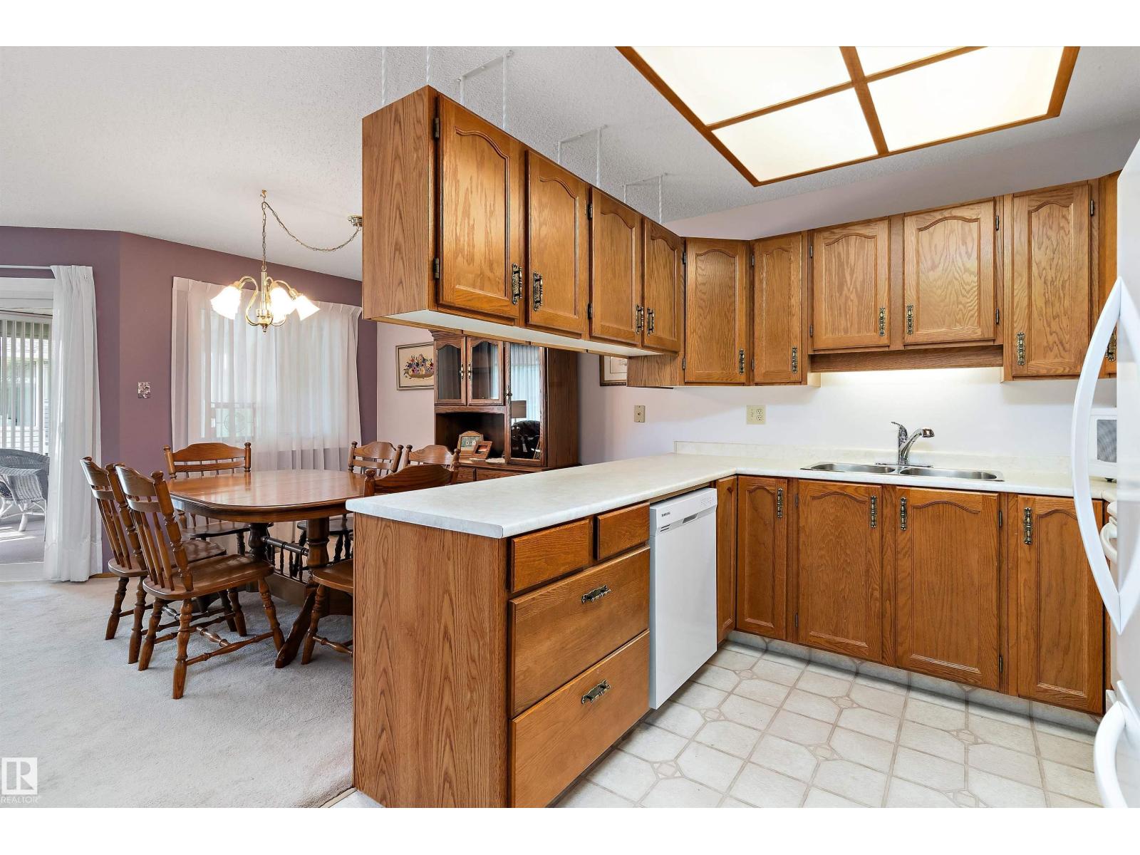 Additional image 4 of 17404 Callingwood Road NW, Edmonton, AB, T5T5P1