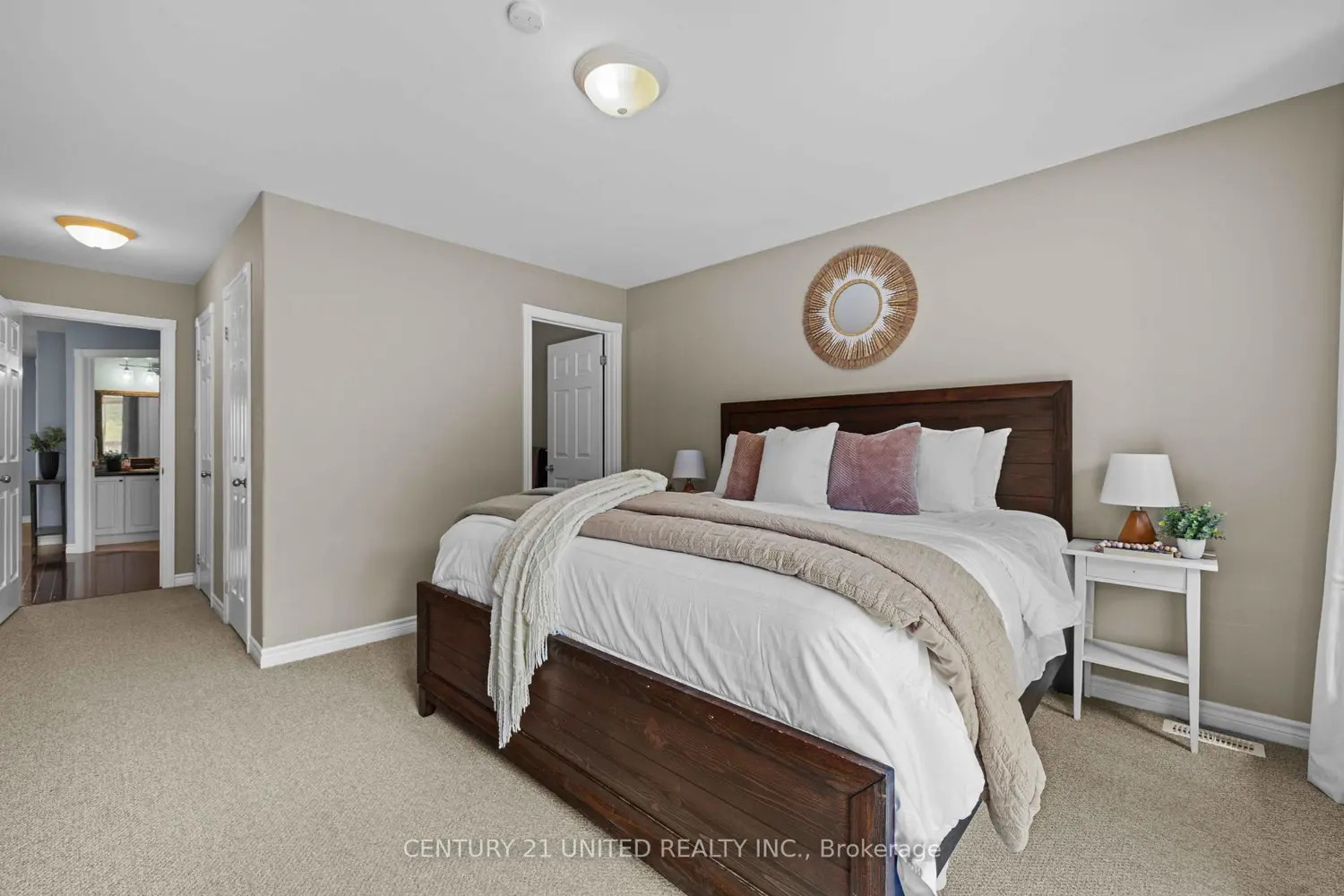 Additional image 6 of 385 Bianco Crescent