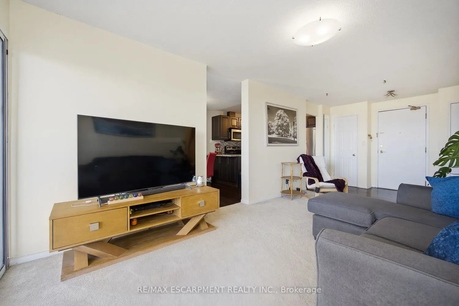 Additional image 6 of 145 Hillcrest Avenue Ph1