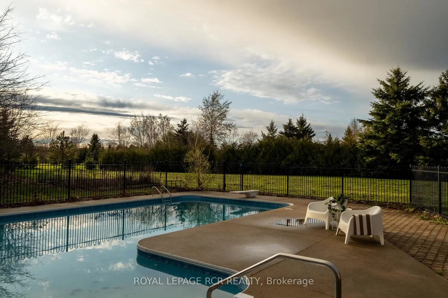 Additional image 11 of 18 Leenders Lane