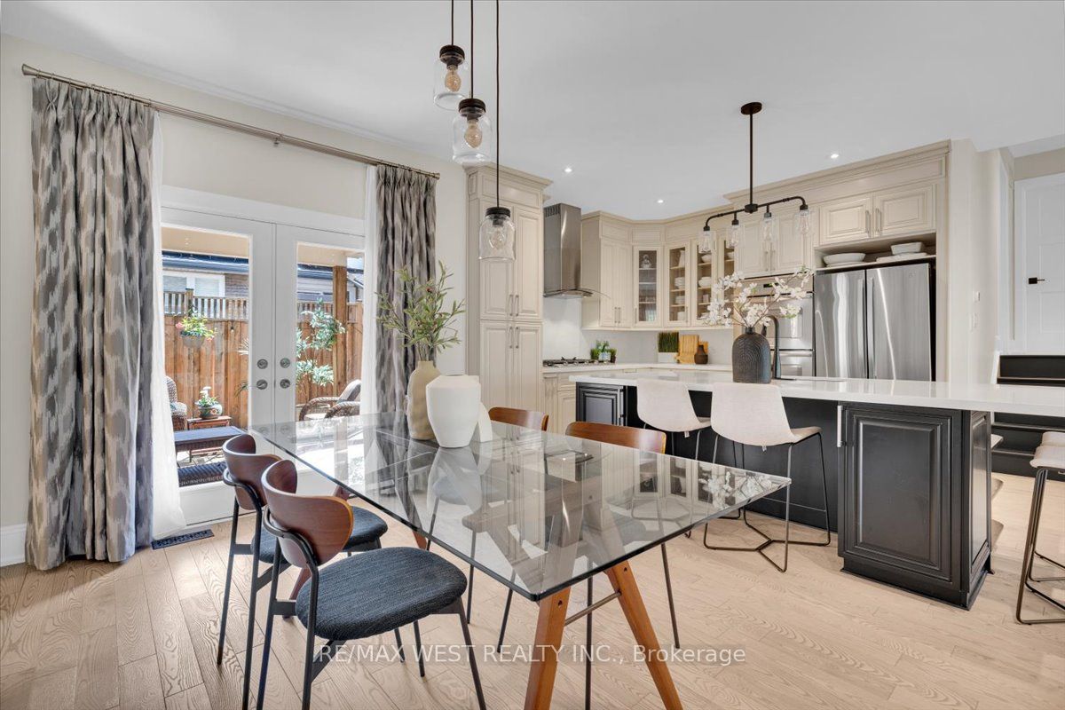 Additional image 3 of 2456 Bridge Road, Oakville, ON, L6L 2H1