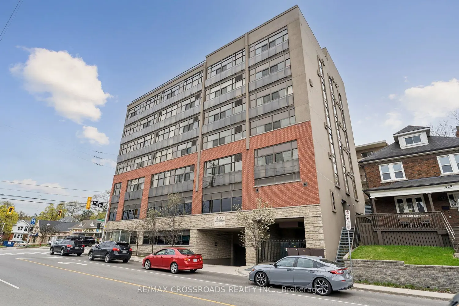 Additional image 2 of 427 Aberdeen Avenue 201