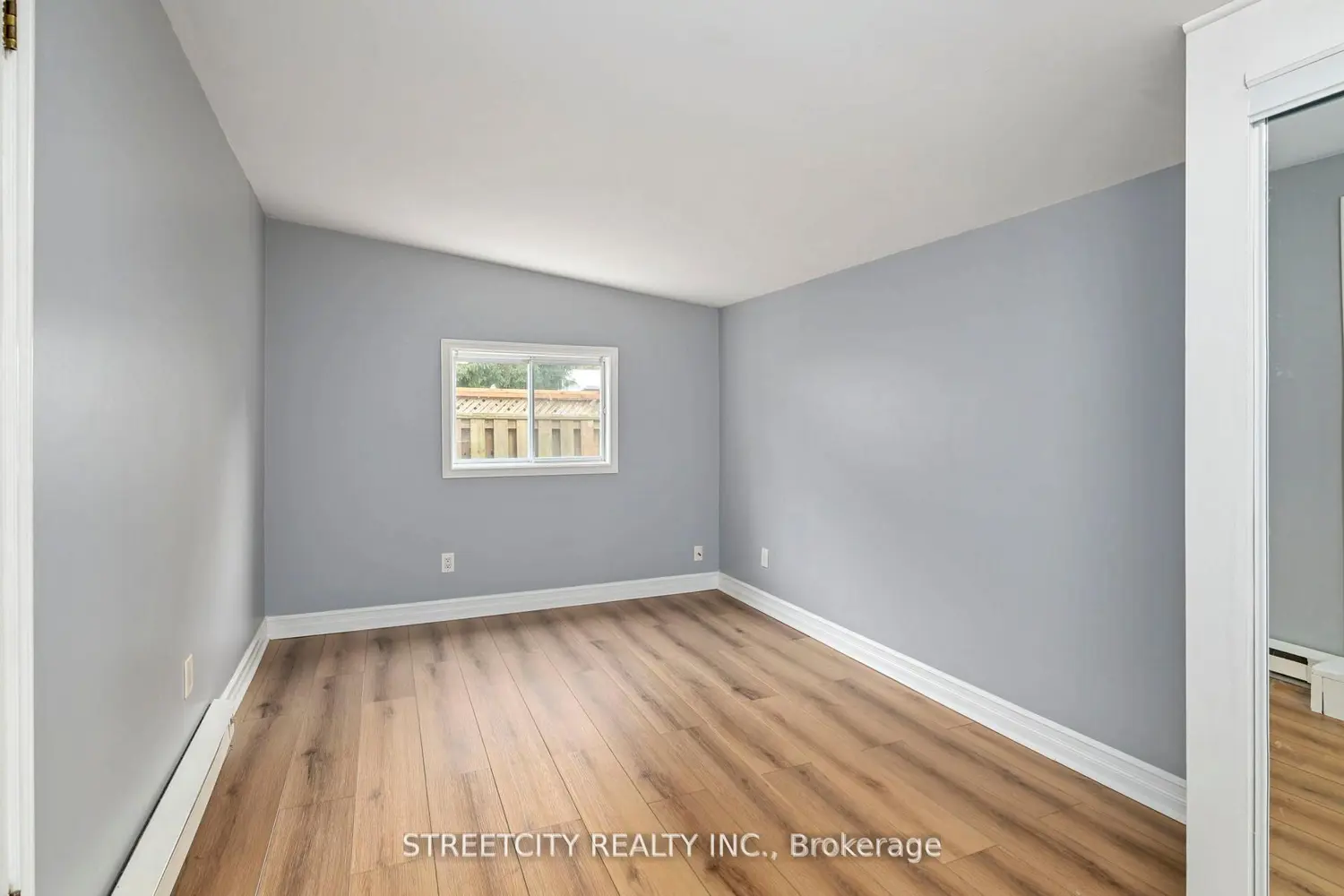 Additional image 9 of 840 Queens Avenue