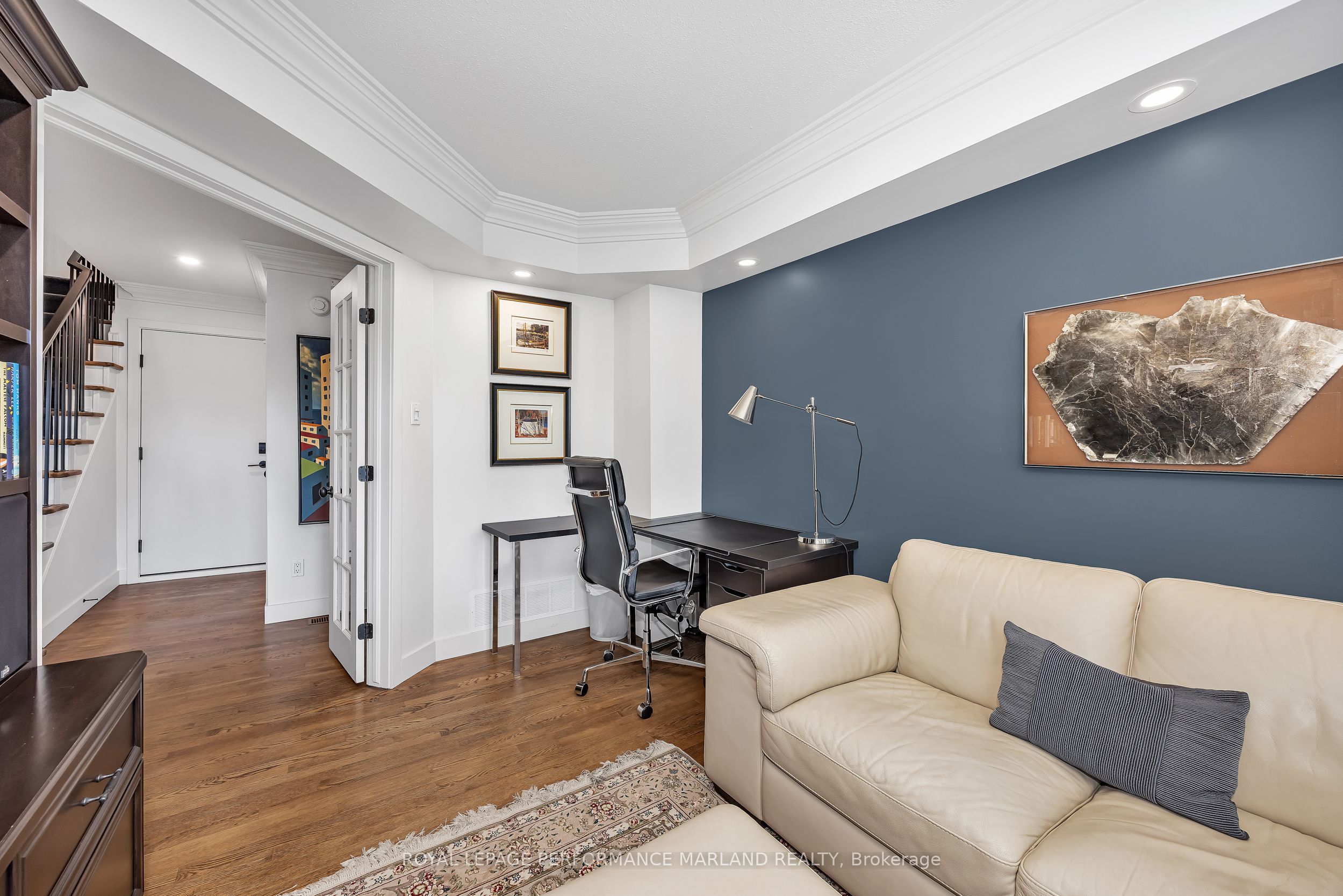 Additional image 3 of 71 Echo Drive, Ottawa, ON, K1S 5P6