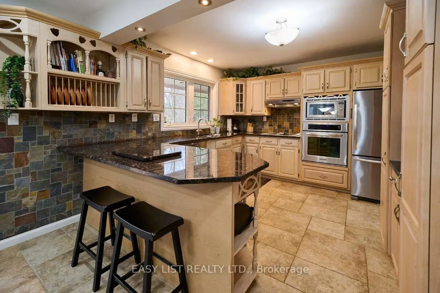 1078 Berletts Road photo 5