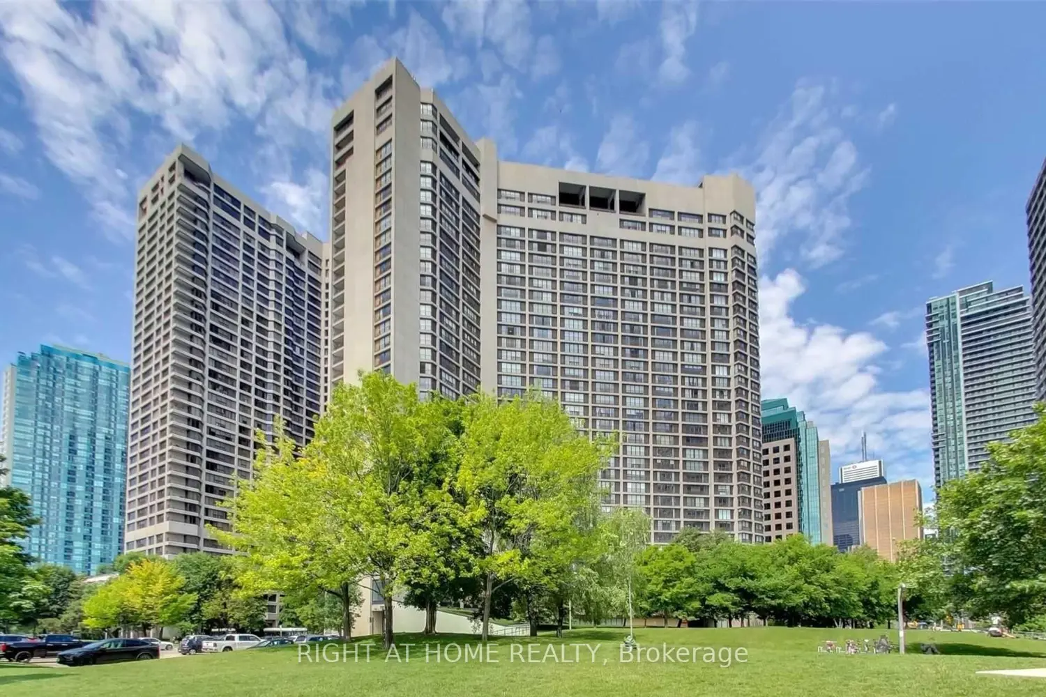 33 Harbour Square 1803