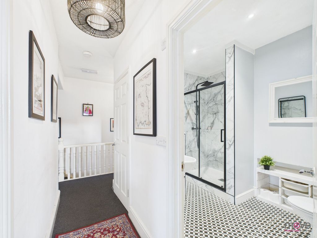 Additional image 3 of 4 bed flat to rentPrestbury Road, Cheltenham GL52