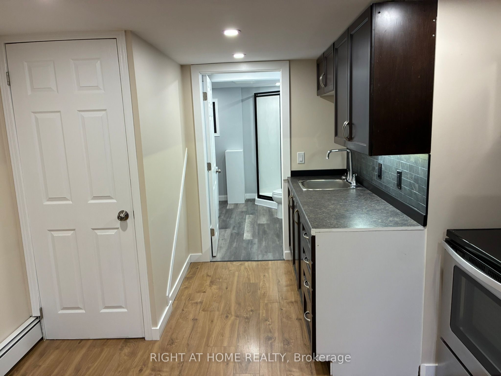 Additional image 5 of Unit 2-9 Quail Crescent, Barrie, ON, L4N 6X1