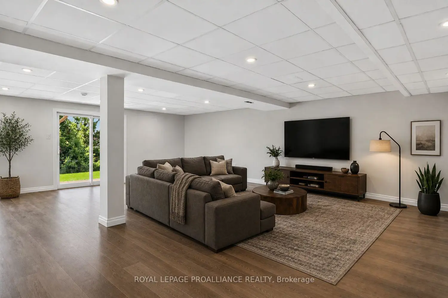 138 Village Crescent