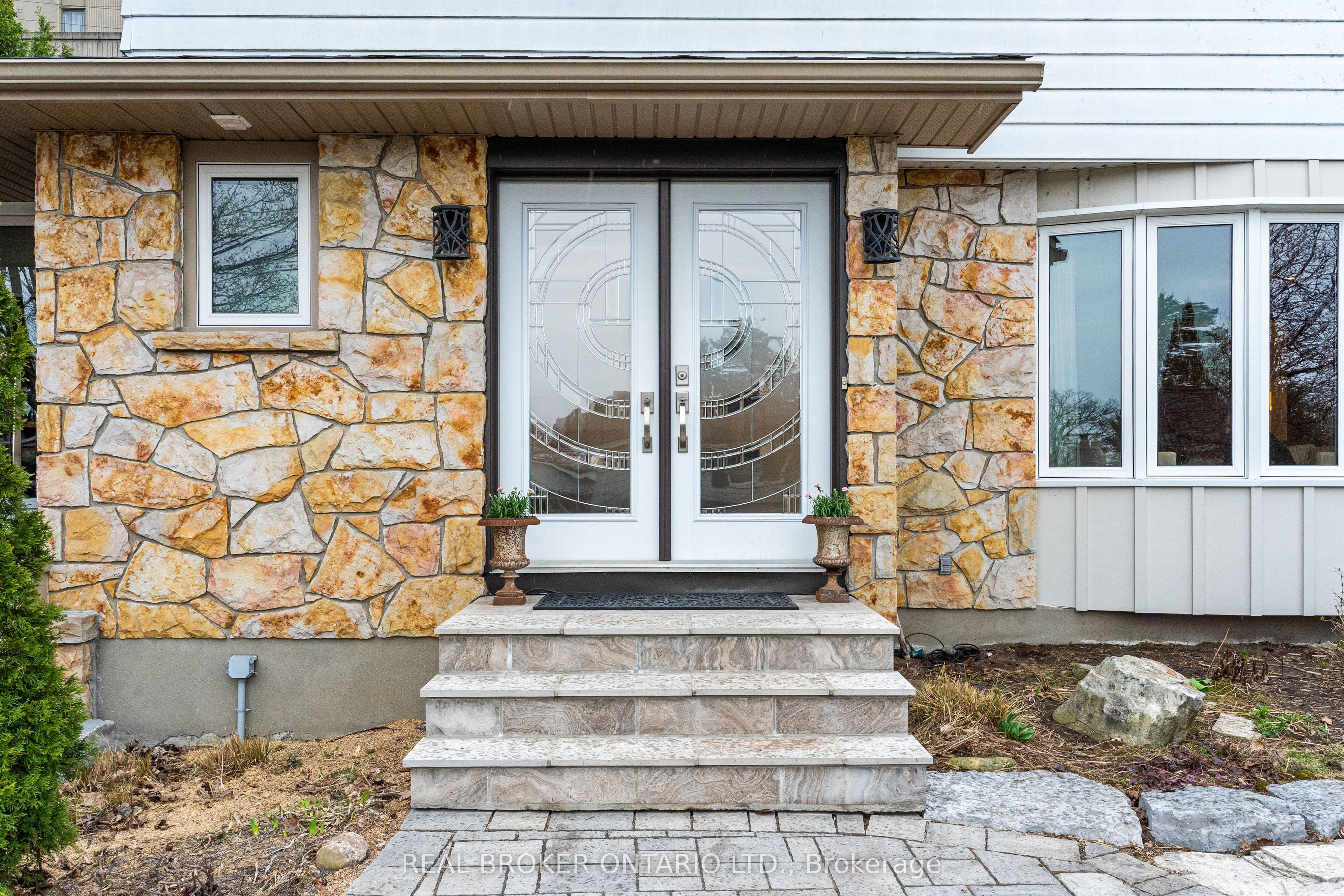 Additional image 3 of 1958 Neepawa Avenue, Ottawa, ON, K2A 3L5