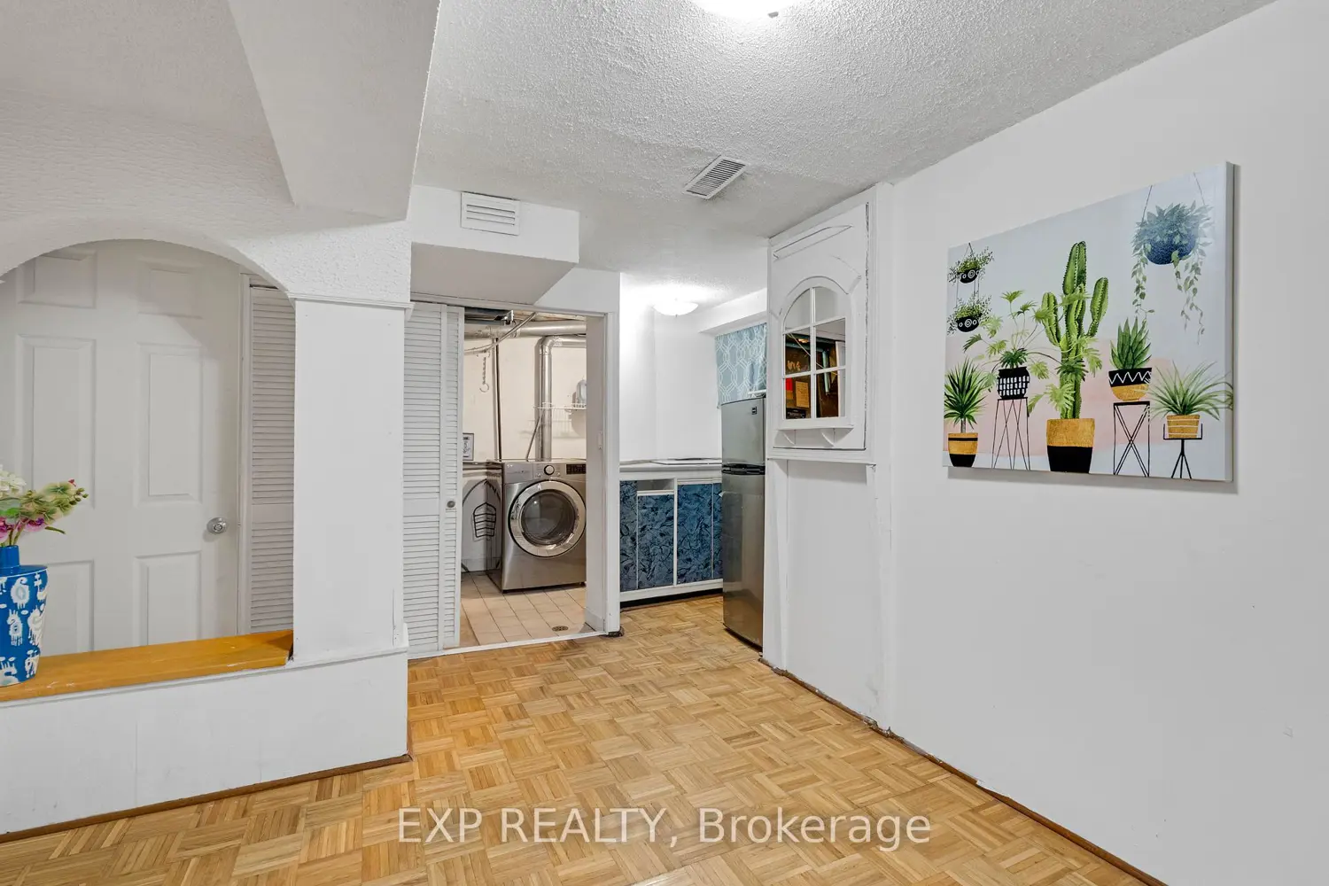Additional image 15 of 1180 Mississauga Valley Boulevard 4