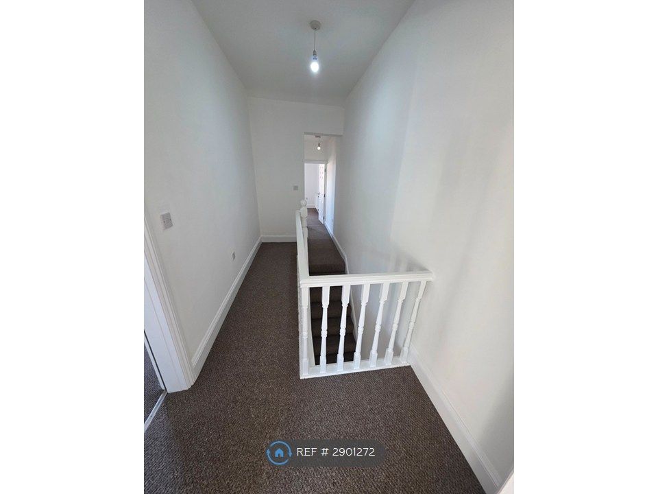 Additional image 4 of 3 bed semi-detached house to rentBeaconsfield Road, Deeside CH5