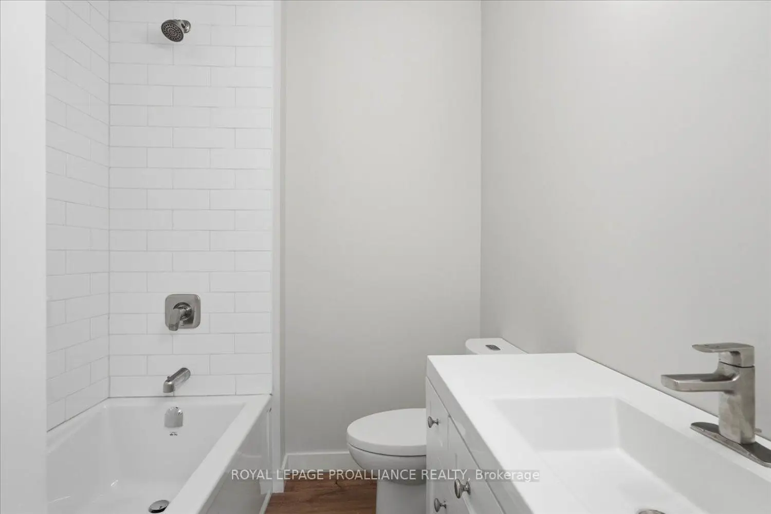 Additional image 3 of 530 Addington Rd 5