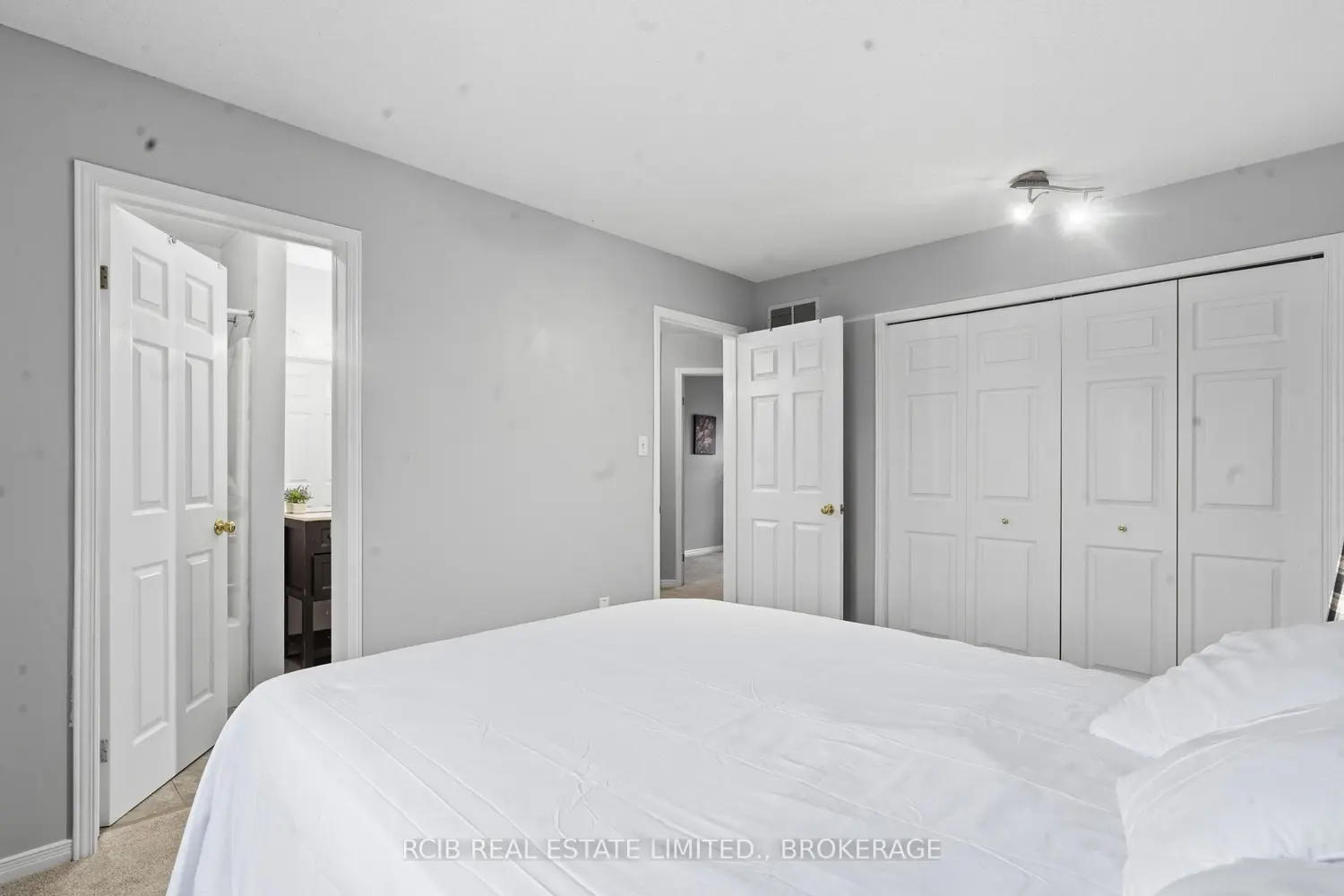 Additional image 8 of 1337 Reardon Boulevard