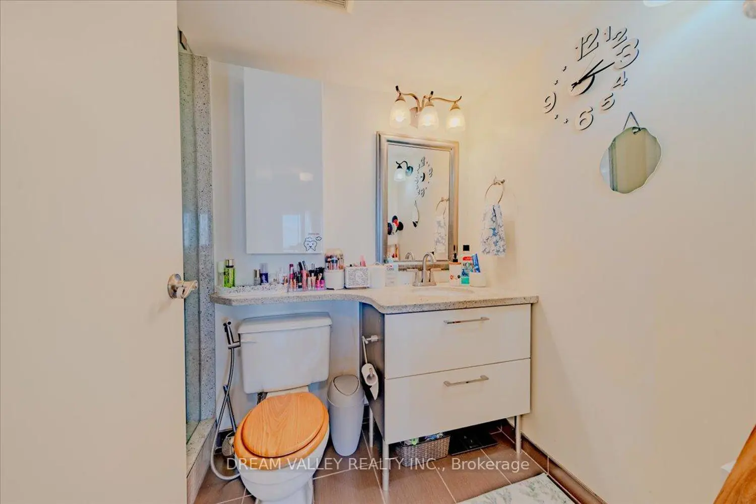 Additional image 11 of 5765 Yonge St Street Ph504