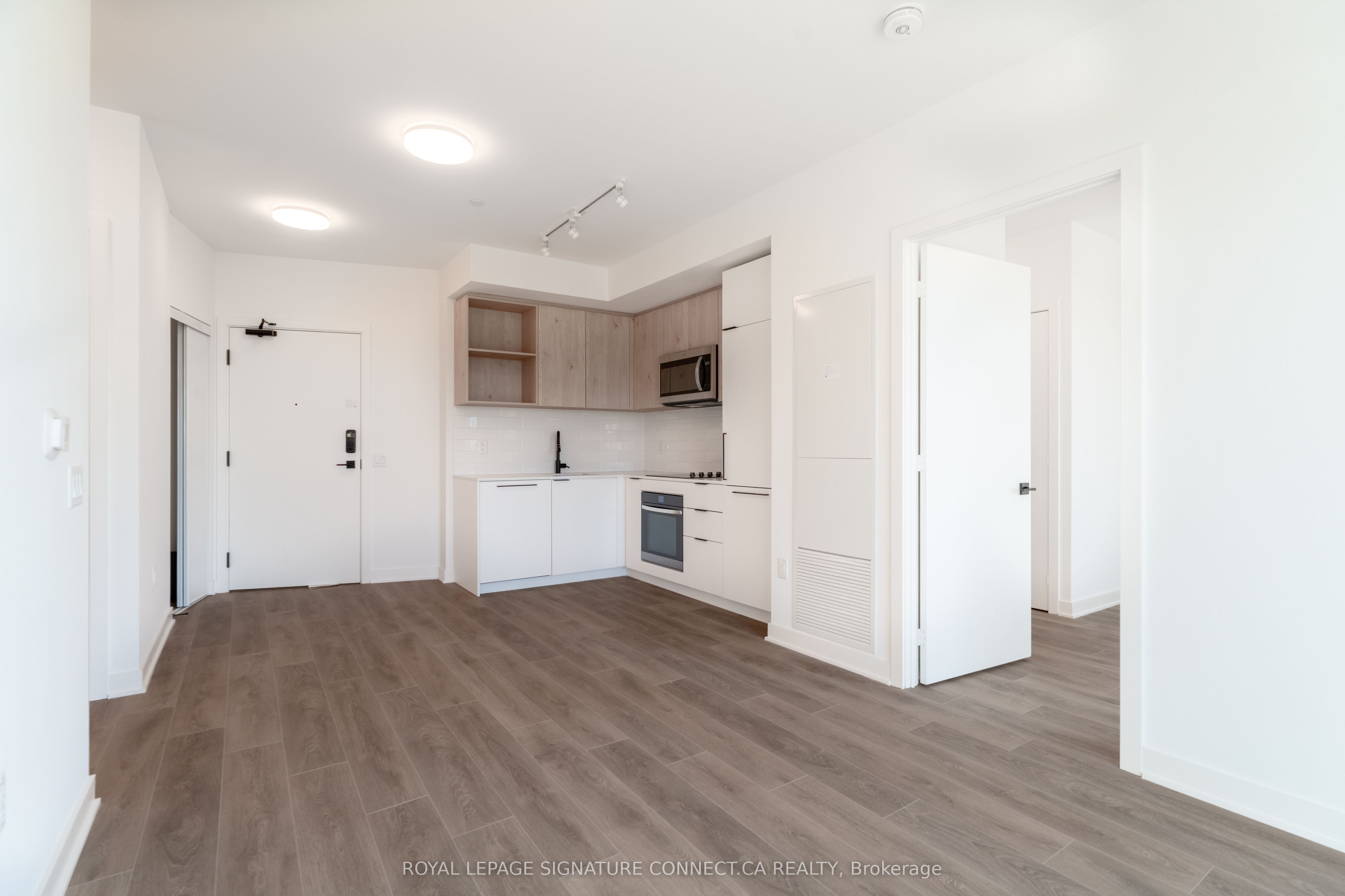 Additional image 3 of 1018-1185 Dupont Street, Toronto, ON, M6H 0E5