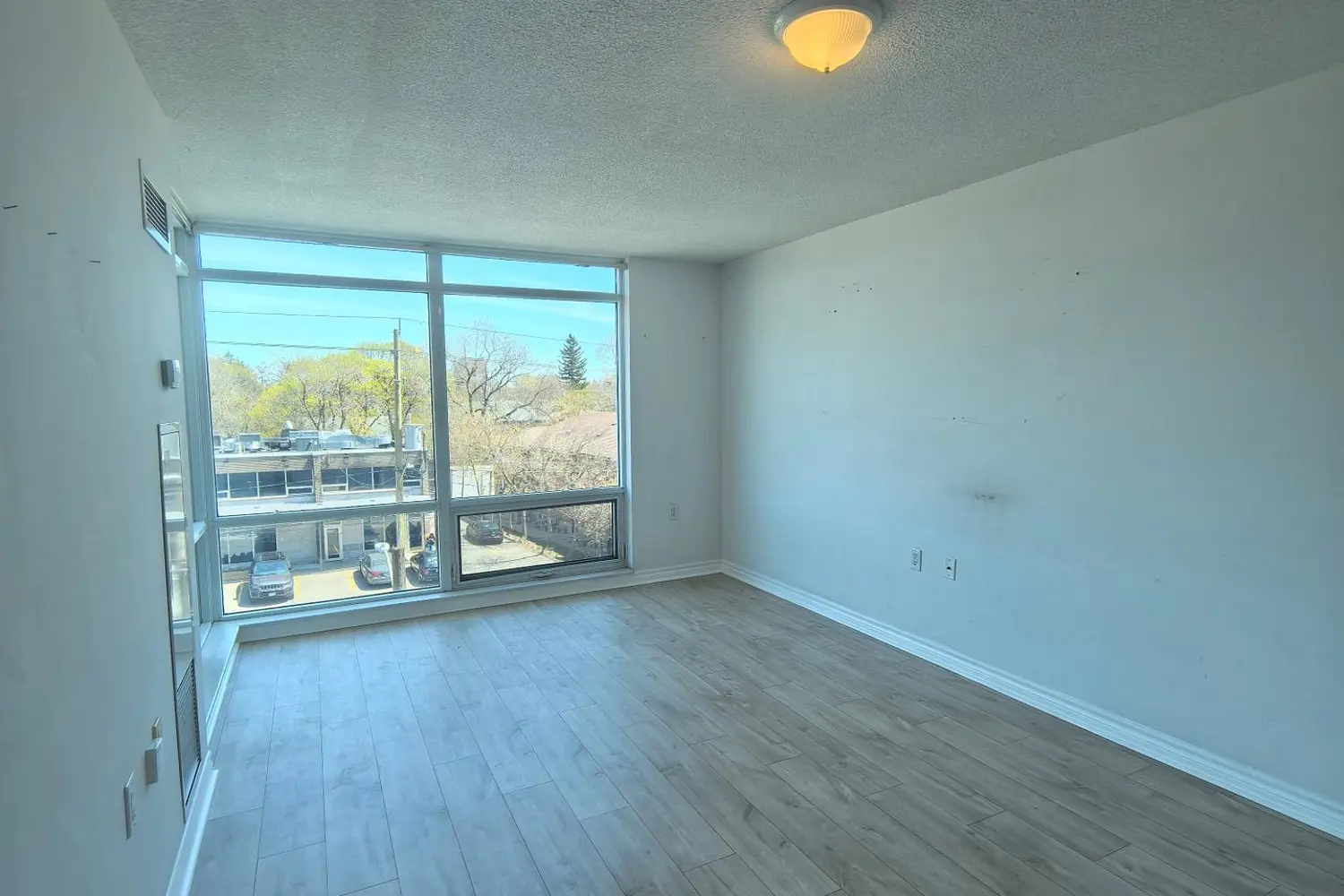 Additional image 11 of 3830 Bathurst Street 410
