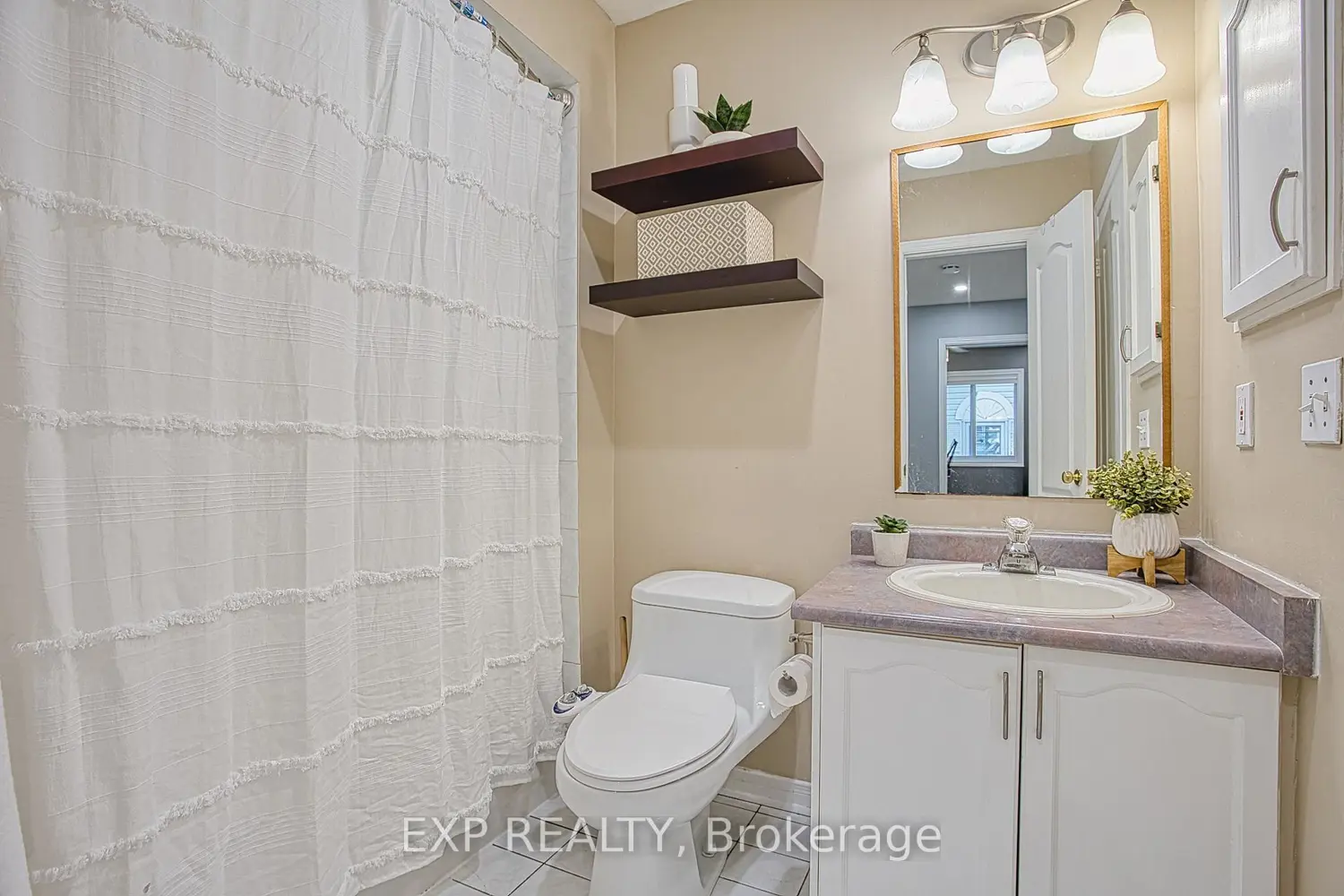 Additional image 13 of 112 Laurendale Avenue