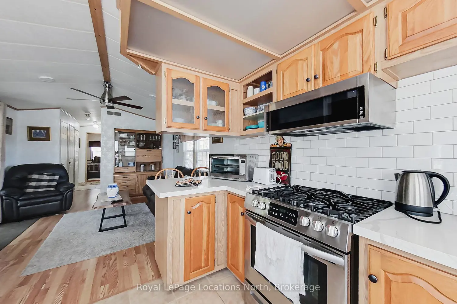 2 Wasaga Pines Lane photo 2