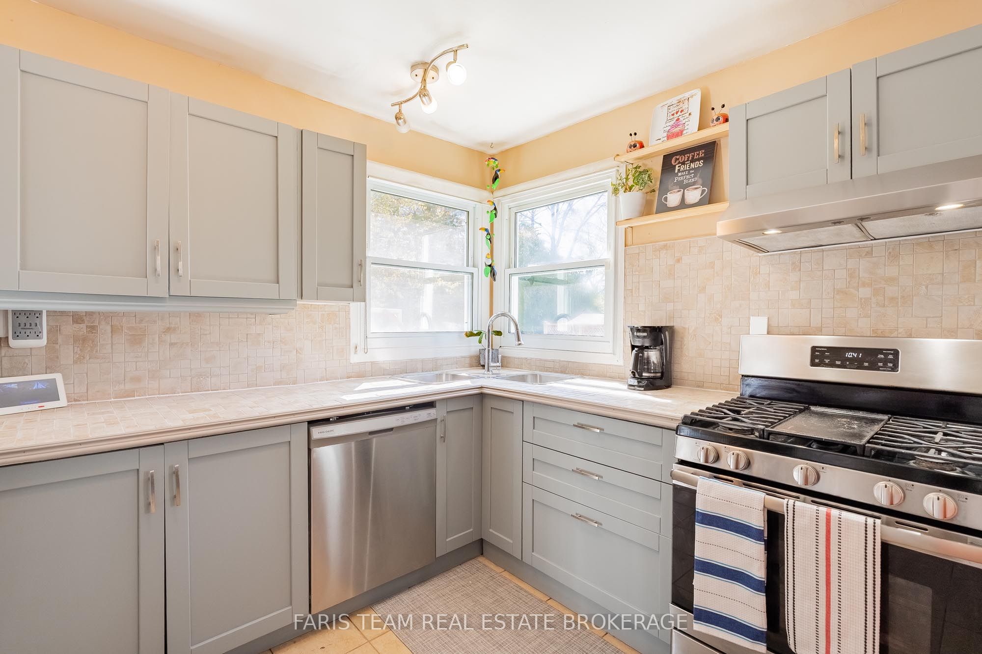 Additional image 3 of 2083 Lilac Drive, Innisfil, ON, L9S 1Y9