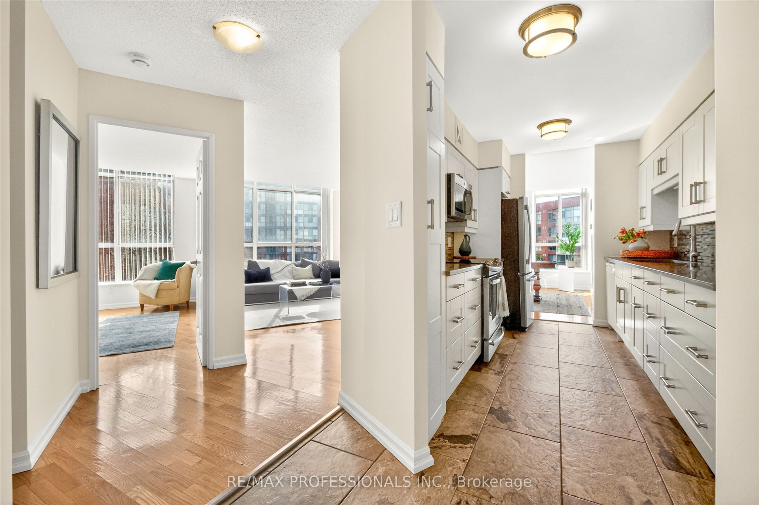 Additional image 5 of 620-20 Southport Street, Toronto, ON, M6S 4Y8