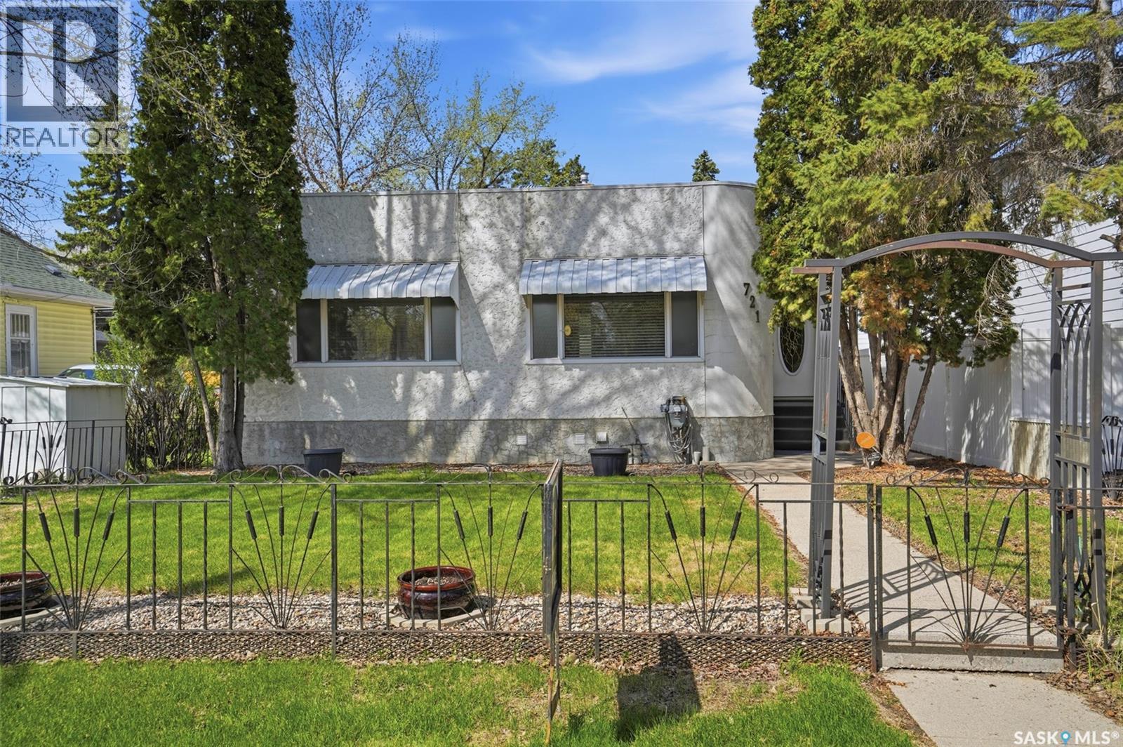 721 H Avenue S, Saskatoon, SK, S7M1X2