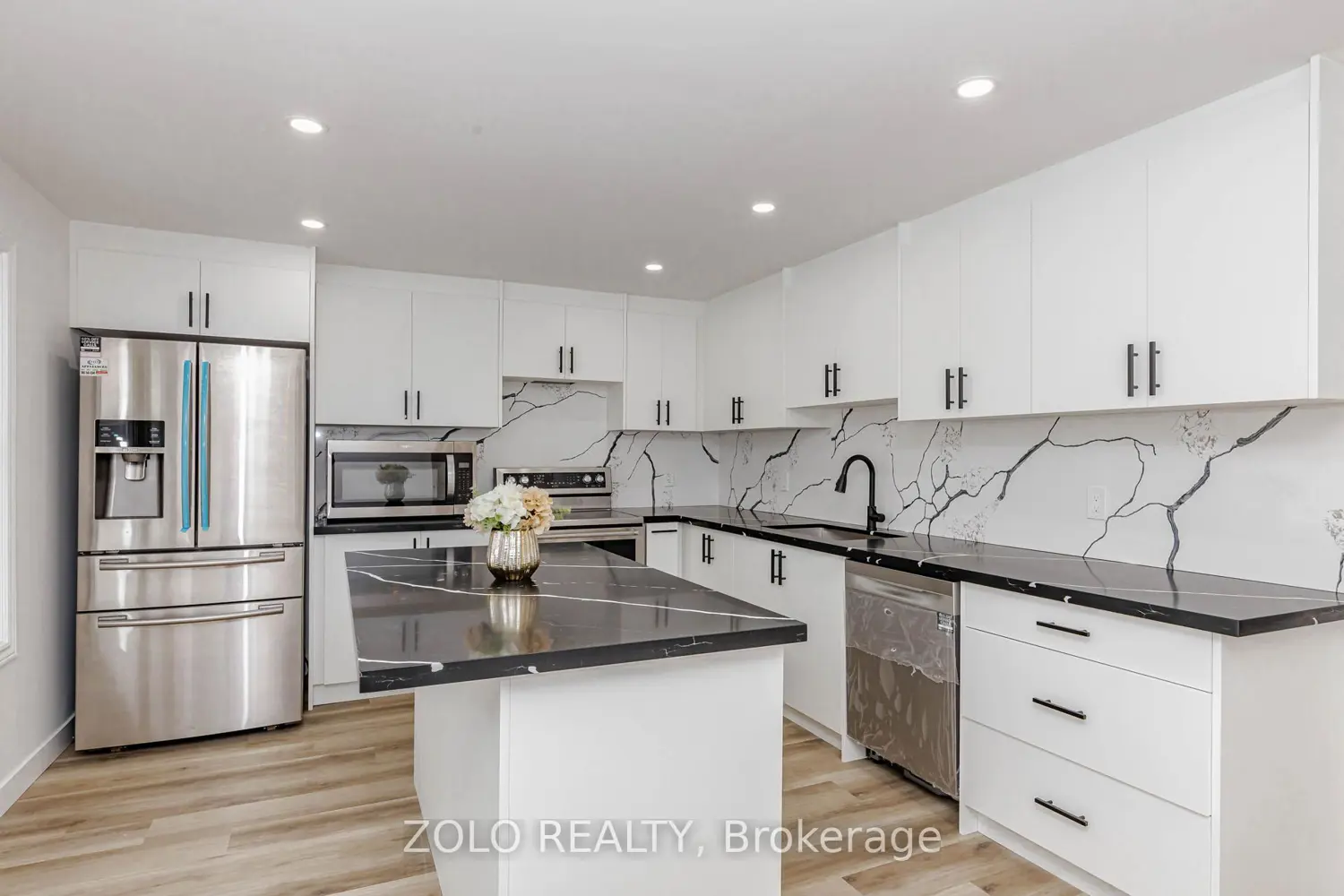 Additional image 9 of 283 Ivon Avenue