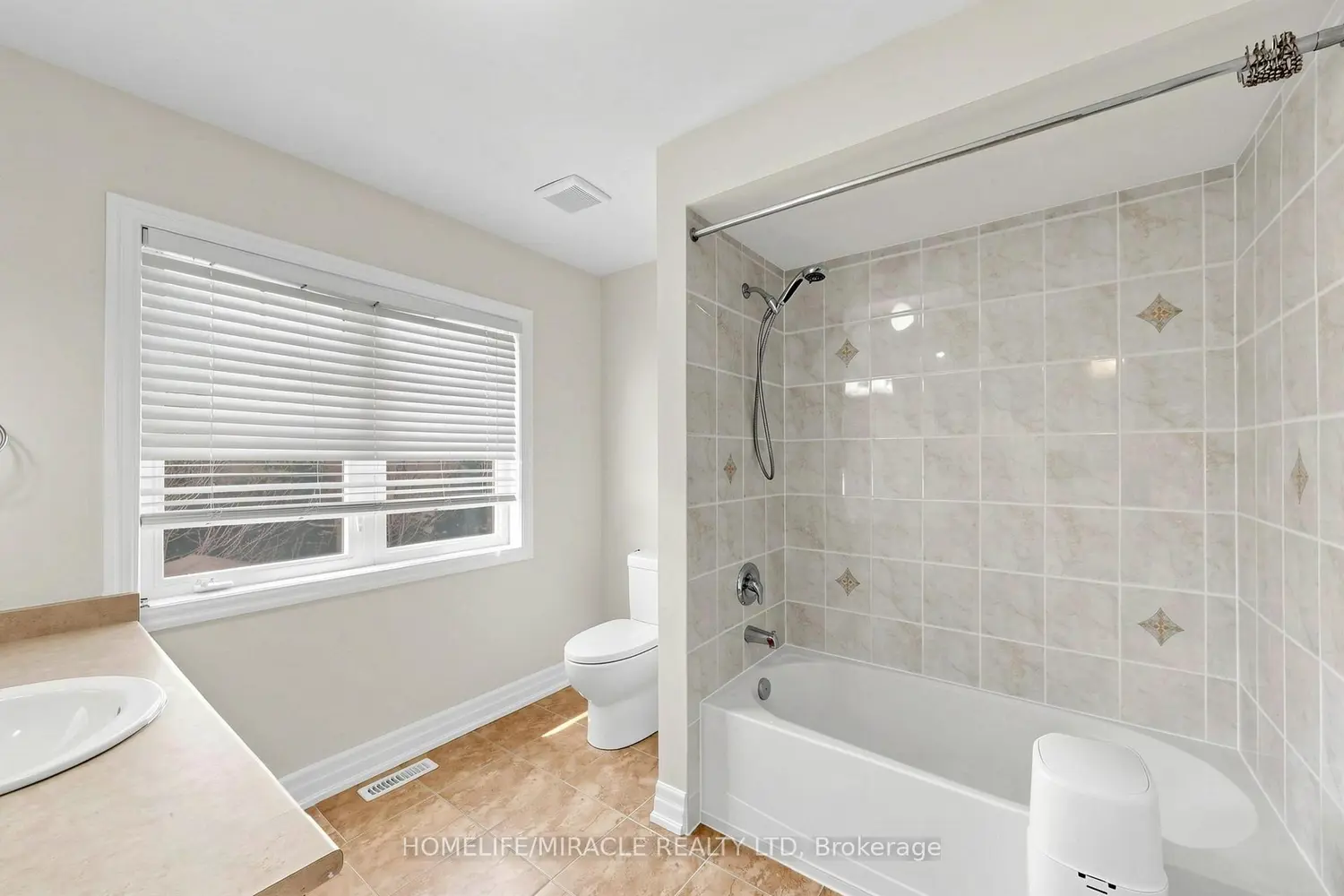 Additional image 12 of 148 Holloway Terrace