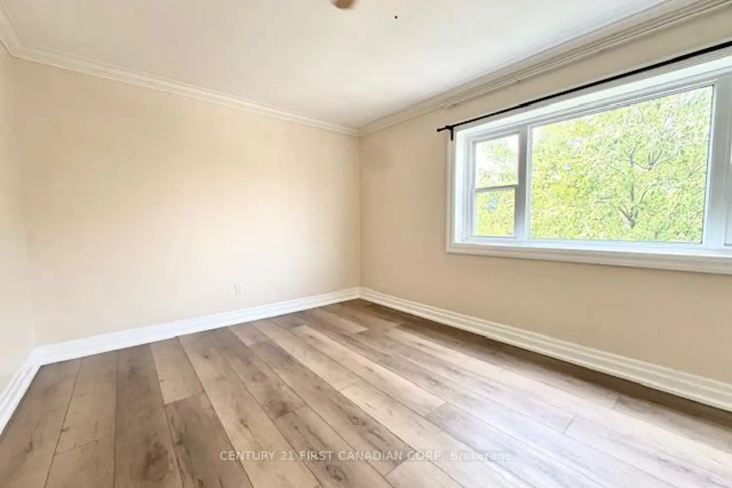 Additional image 13 of 570 William Street 401