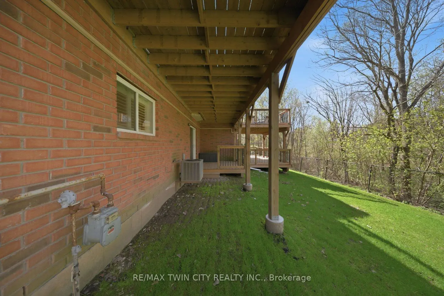 Additional image 19 of 24 Hardy Road 13