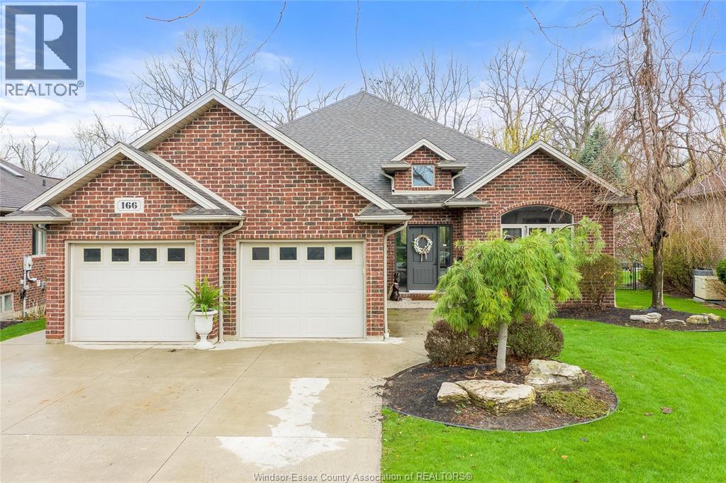 166 Woodycrest , Kingsville, ON, N9Y0A4