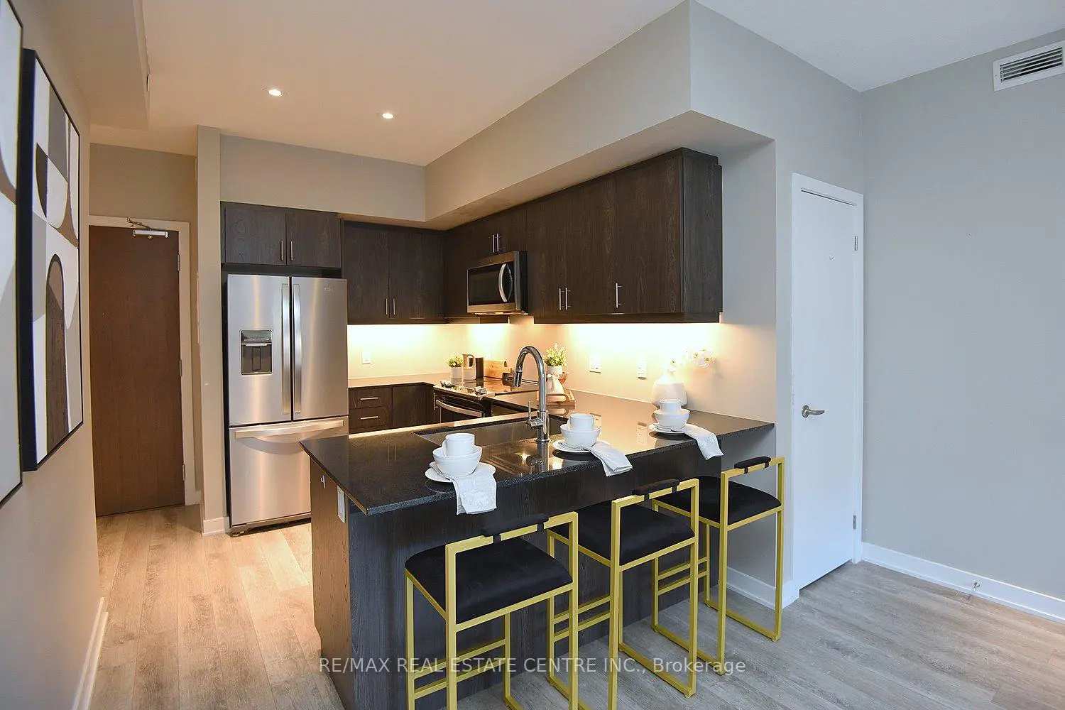 Additional image 3 of 16 Markle Crescent 111