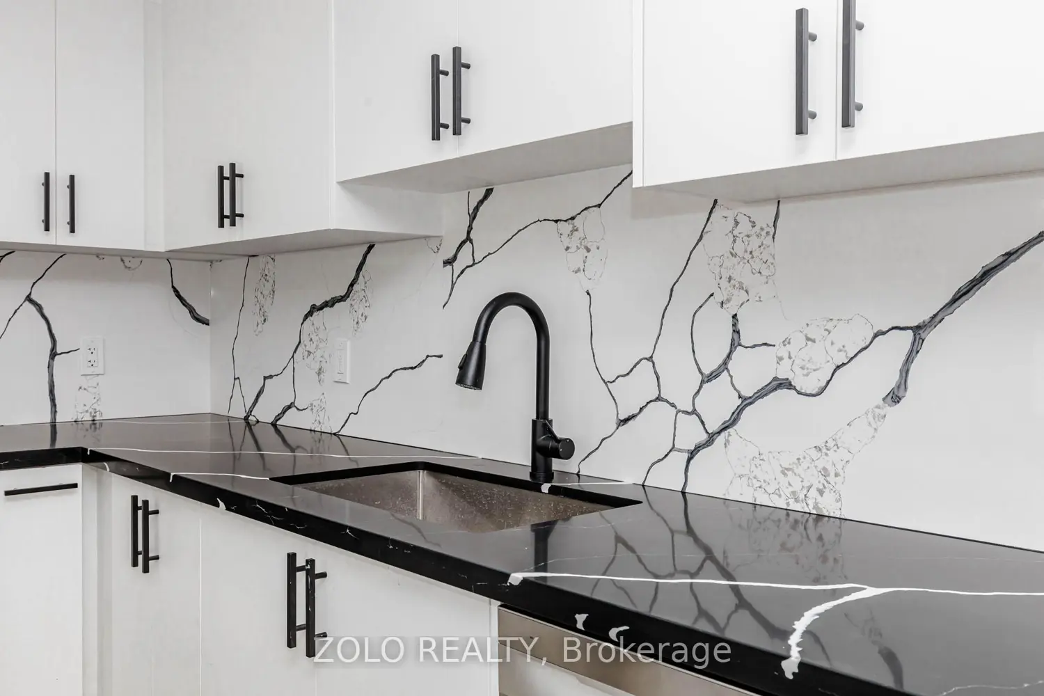 Additional image 10 of 283 Ivon Avenue