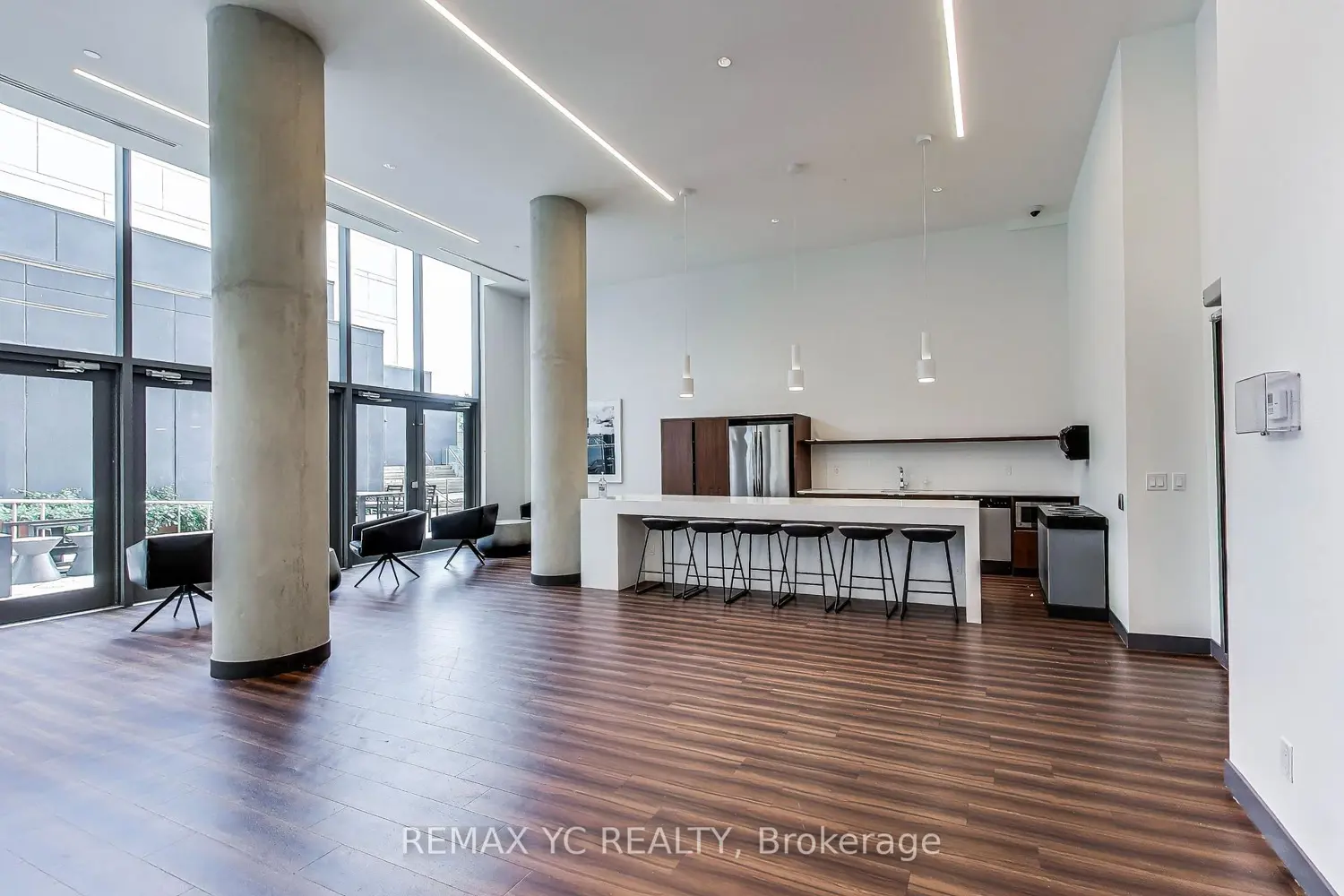 Additional image 19 of 120 Varna Drive 520