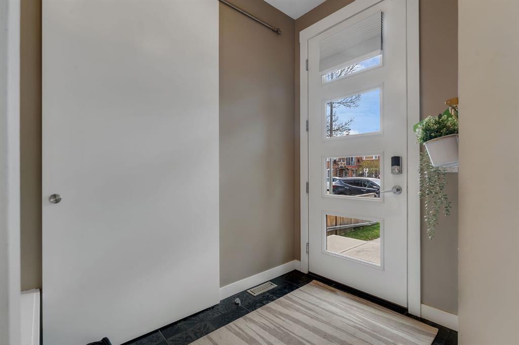 Additional image 4 of 1116A Colgrove Avenue NE, Calgary, AB, T2E5B9