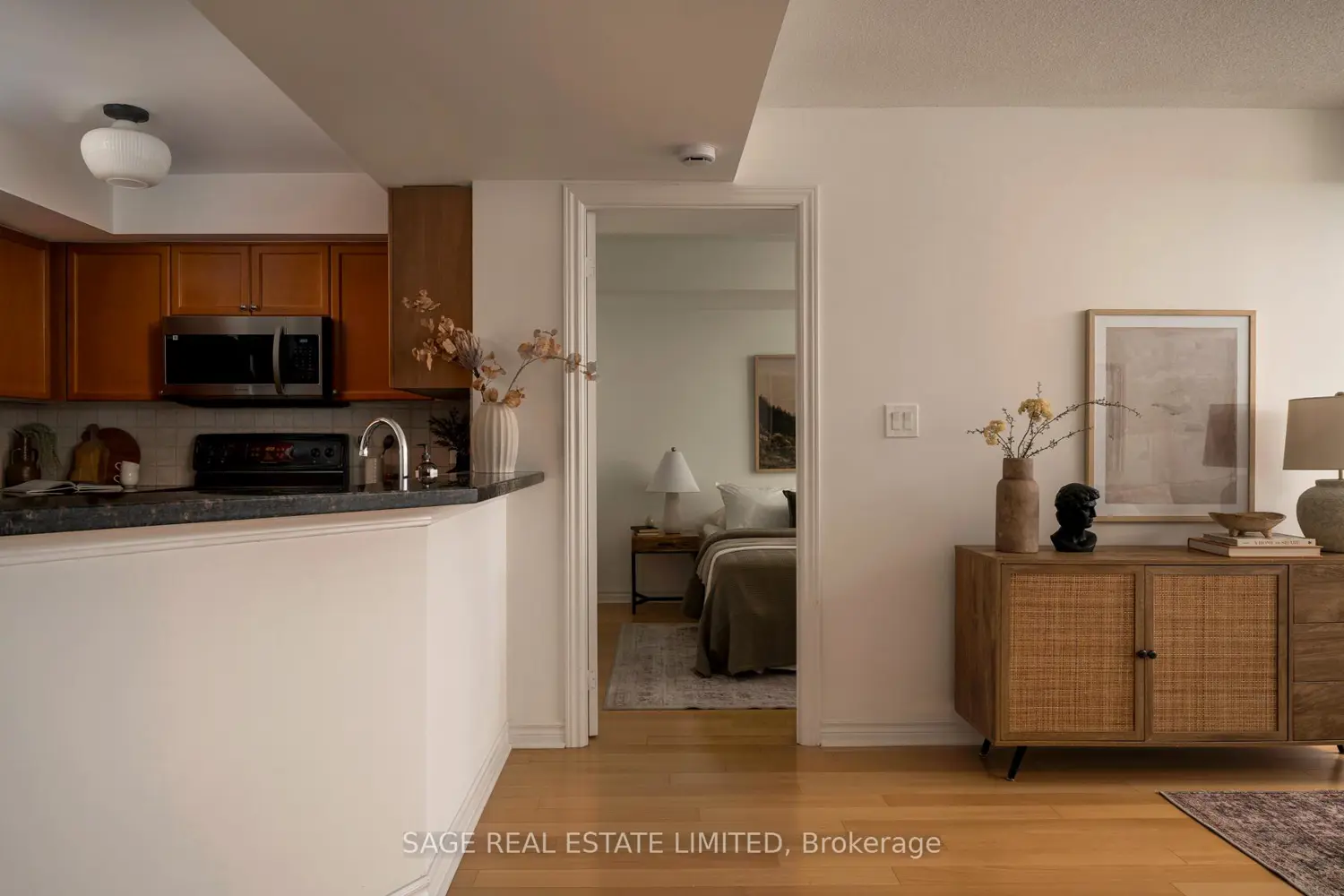 Additional image 2 of 3830 Bathurst Street 606