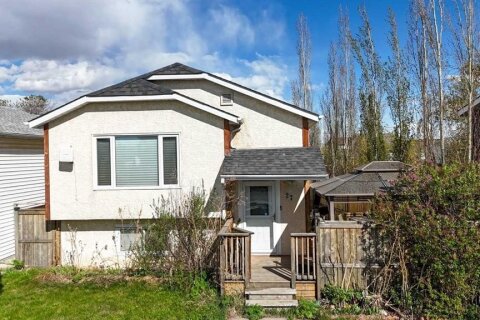 Additional image 7 of 27 Erin Grove Court SE, Calgary, AB, T2B3A8