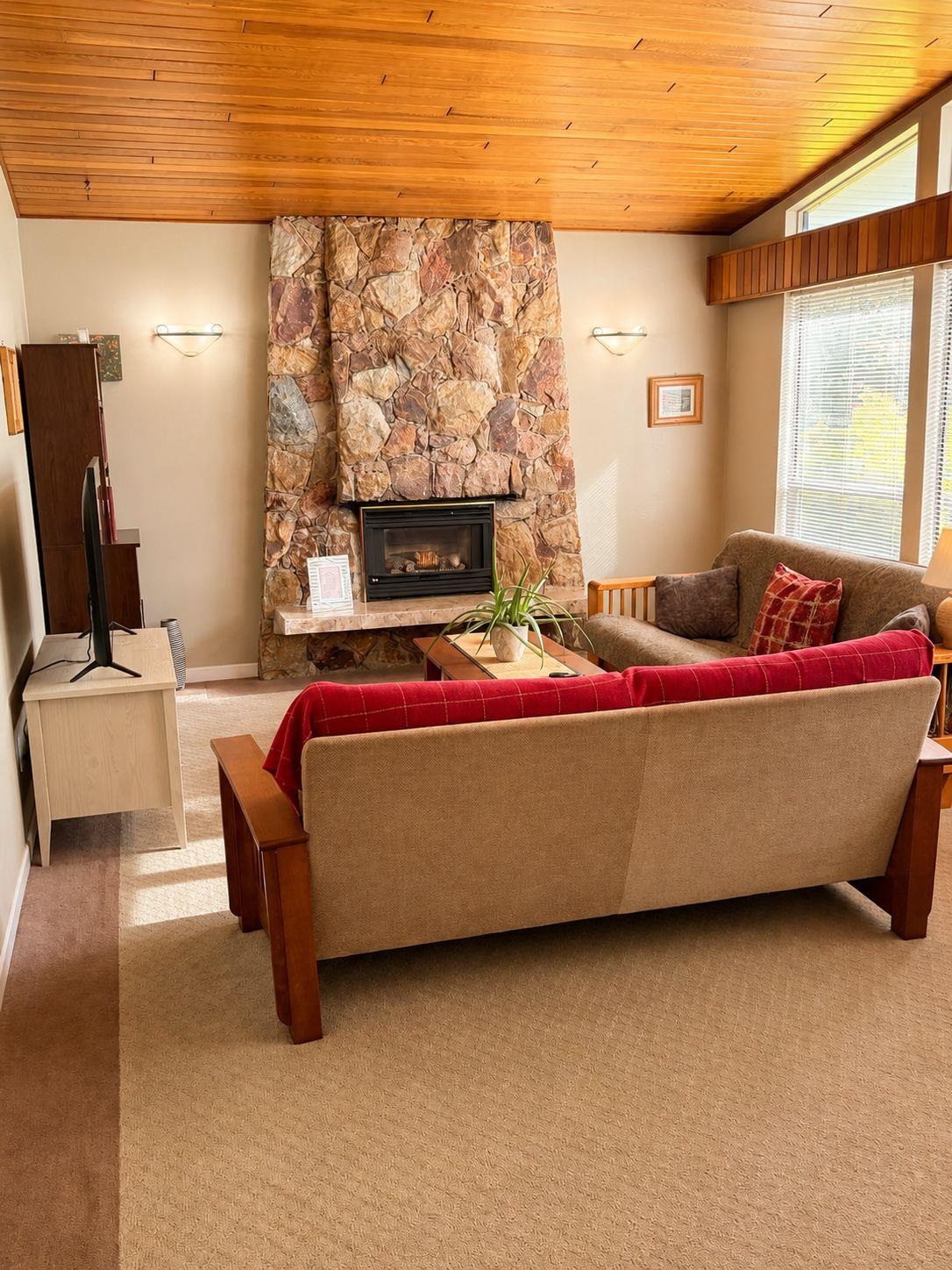 Additional image 3 of 297 54th Street, Delta, BC, V4M 3G6