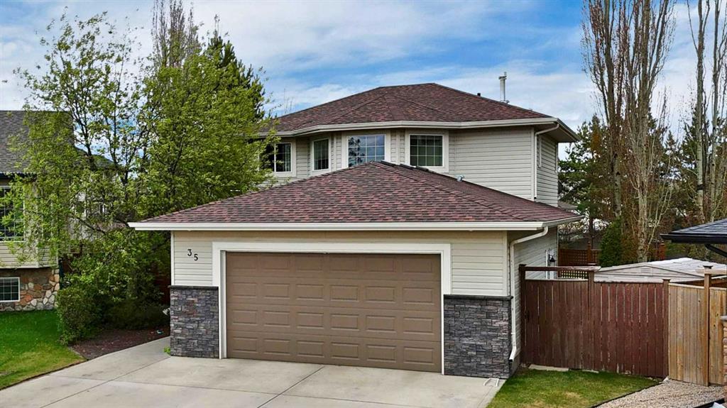 Additional image 2 of 35 Lang Close, Red Deer, AB, T4R 3N3